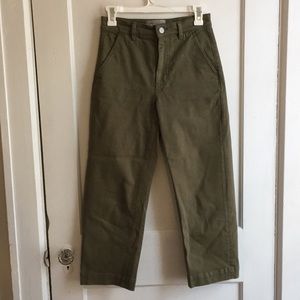 Everlane Green Straight Leg Crop 0 Short